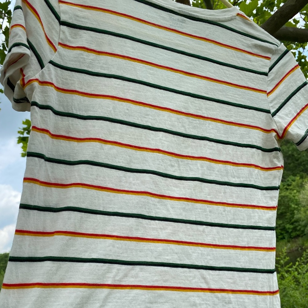 ❌SOLD❌ ⚡️Madewell | Cream Striped V-neck Tee | EUC | XXS ❤️ 1 Tiny Flaw - Picture 5 of 17